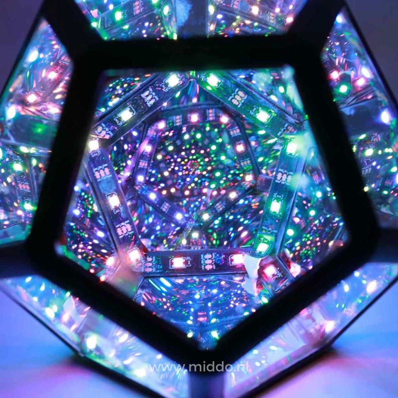 Infinity 3 Light Sphere™ | Ontdek een Eindeloze Wereld van Licht en Illusie