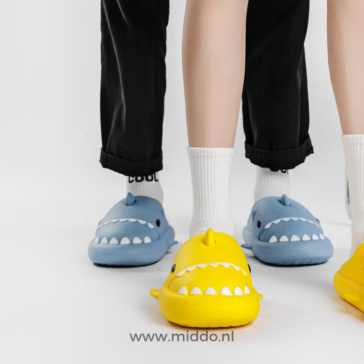 Winter Sharkies™ Sloffen | Extra Comfortabele Sloffen voor het Hele Gezin 1+1 GRATIS
