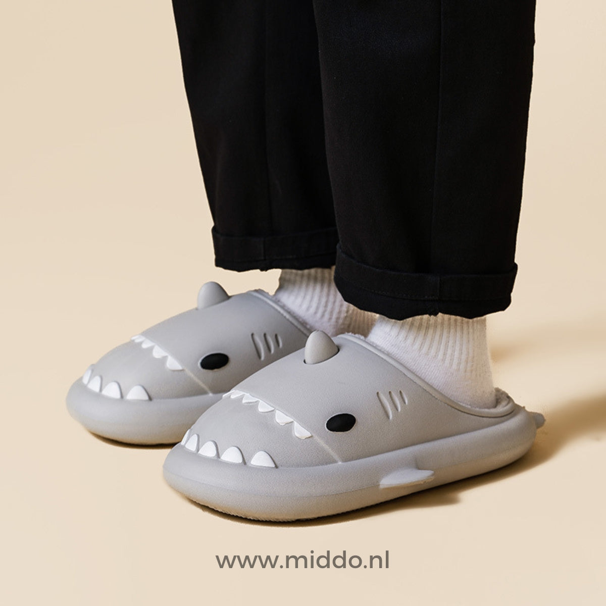 Winter Sharkies™ Sloffen | Extra Comfortabele Sloffen voor het Hele Gezin 1+1 GRATIS